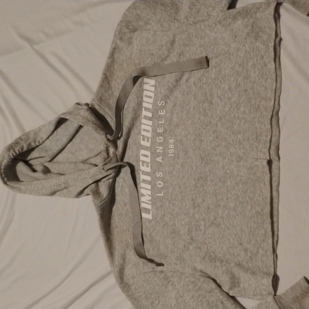 NWOT Forever 21 Cropped Hoodie